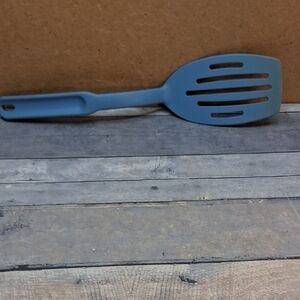 Pampered Chef Blue Nylon Slotted Heat Resistant Turner/Spatula